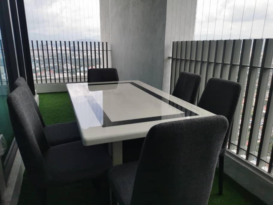 The Luxe, Klcc By Ch Homes Κουάλα Λουμπούρ Εξωτερικό φωτογραφία